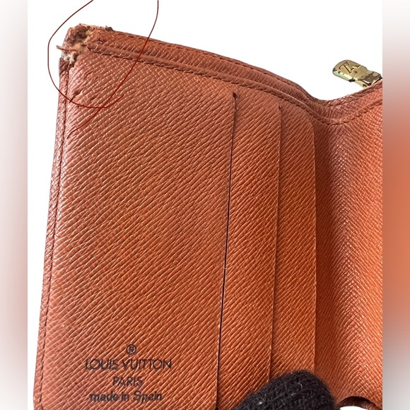 Authentic Louis Vuitton Monogram Compact Zip Wallet. - Picture 5 of 11